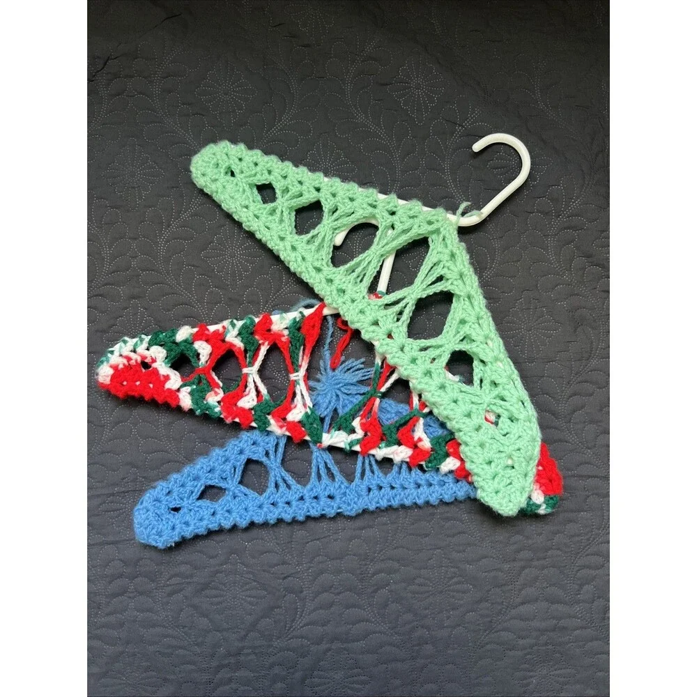 Vintage Plastic Crochet Covered Hangers lot of 3pc 17